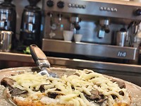Ontbijt in Pamplona, en een café con leche en café cortado