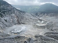 Tangkuban Perahu4