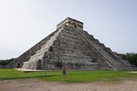 Eva en de Maya piramide