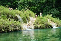 Waterglijbanen!