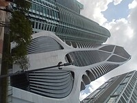Miami (52)