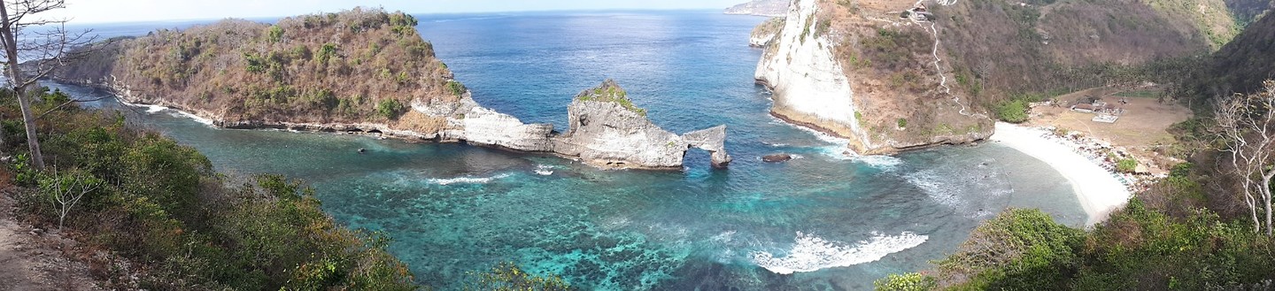 Atuh Beach