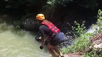 Bit of cliffjumping too!