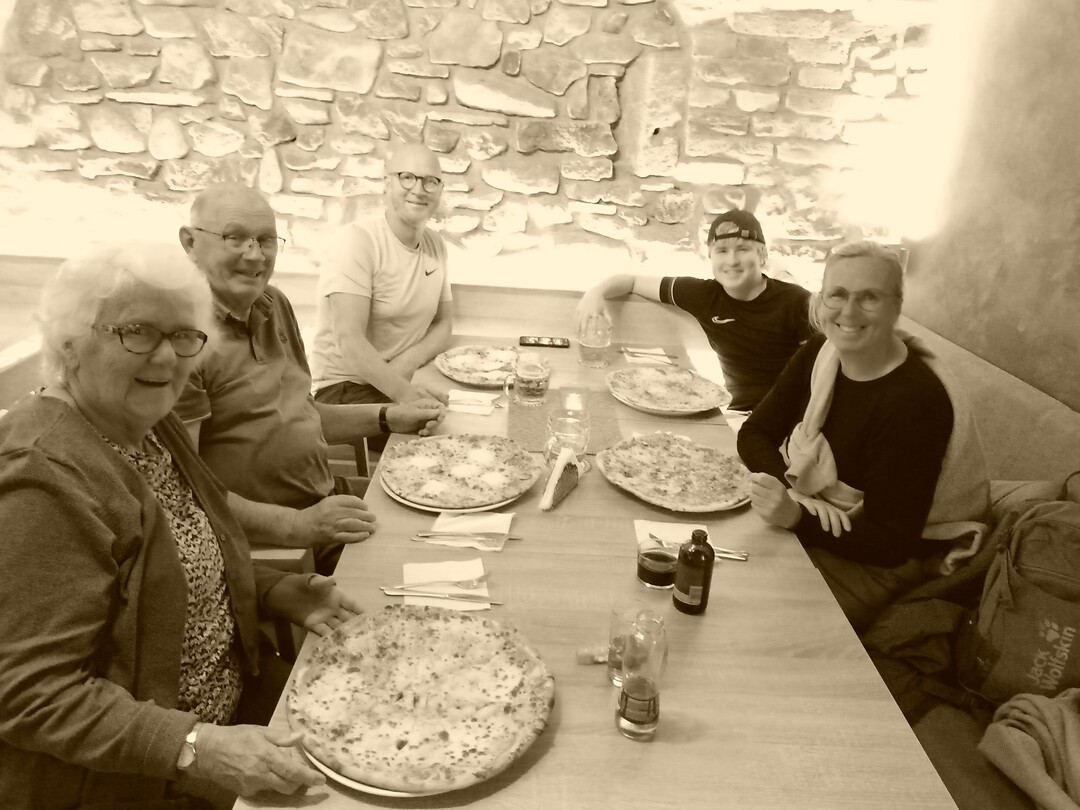 Pizzeria