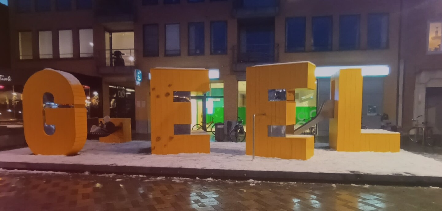Geel