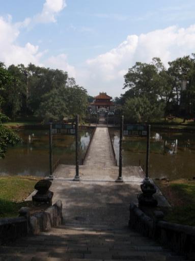P1160477-550