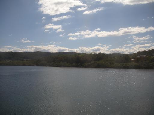 op weg naar newcastle, some big lake