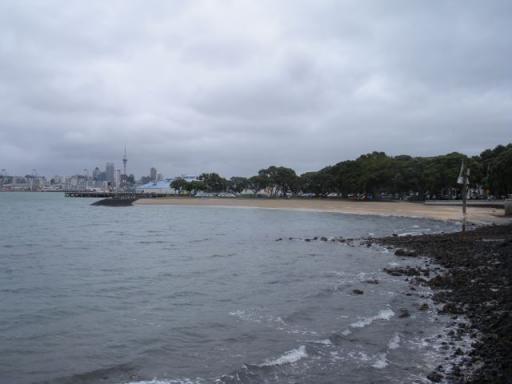 14 Beach + city