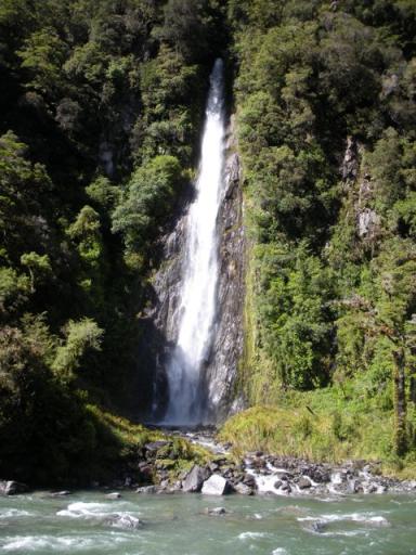 04 Thunder Creek Falls
