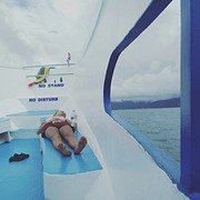 On the boat of 2,5 hour