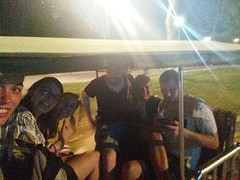 7 in een tuktuk past best