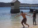 auke op chill strand frisbee