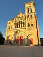 Dag 1: De basiliek van Vézelay