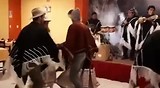 Echt waar, Dylan danst op z’n Peruviaans!