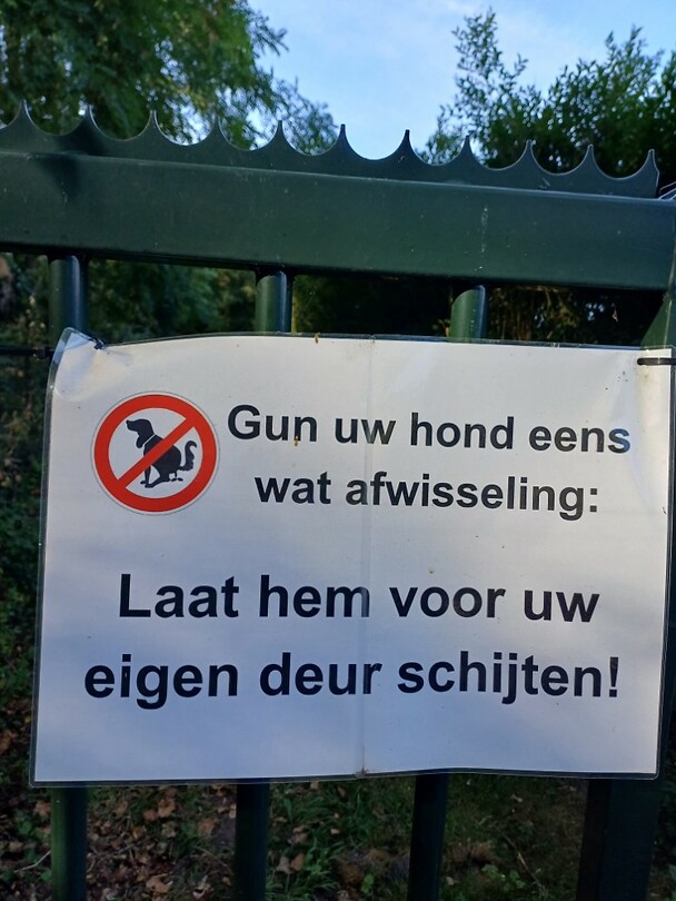 22 Venlo Swalmen 3 hondenschijterij