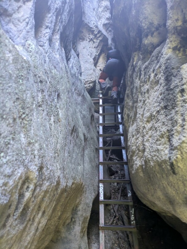 de enge trappen 2