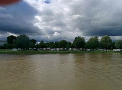 De camping vanaf de overkant