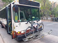 ZionNP met fiets mee op de bus