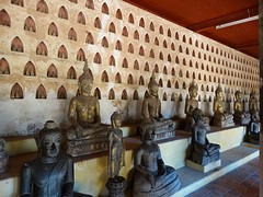 Wat Sisaket met zijn duizenden miniatuur Boedhabeelden