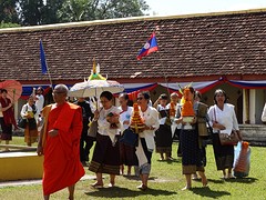 offers bij de Stupa