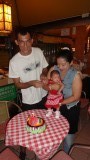 Baby Mary met haar papa en mama