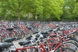 De rode fietsen van BASF Manheim