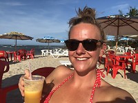 En ik deed lekker mee! Strand, stoel, drank!
