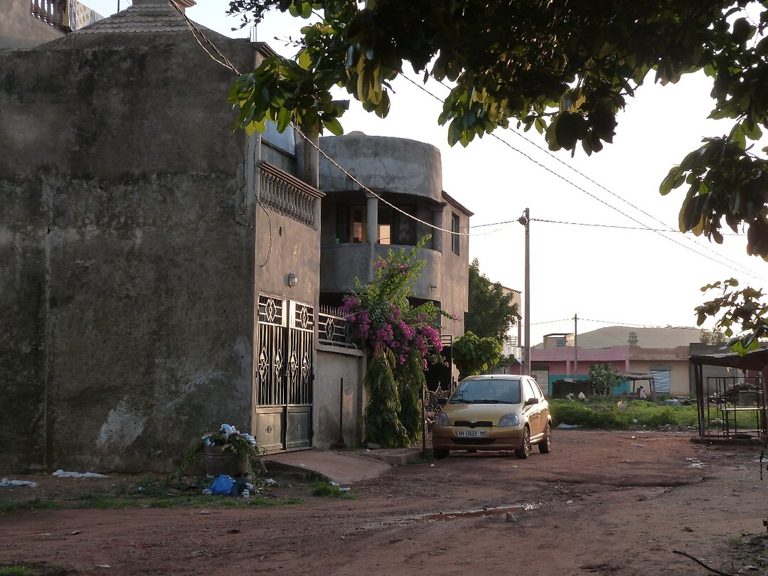 het ''kasteel'' van Solo de broer van thierno