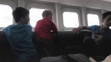 op de ferry naar het eiland