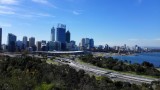 Perth skyline bij daglicht