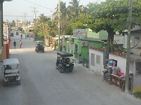 Golfkarretjes op het eiland Caye Caulker