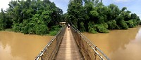 Swing bridge. Vorig jaar is er nog een francaise doorgezakt.