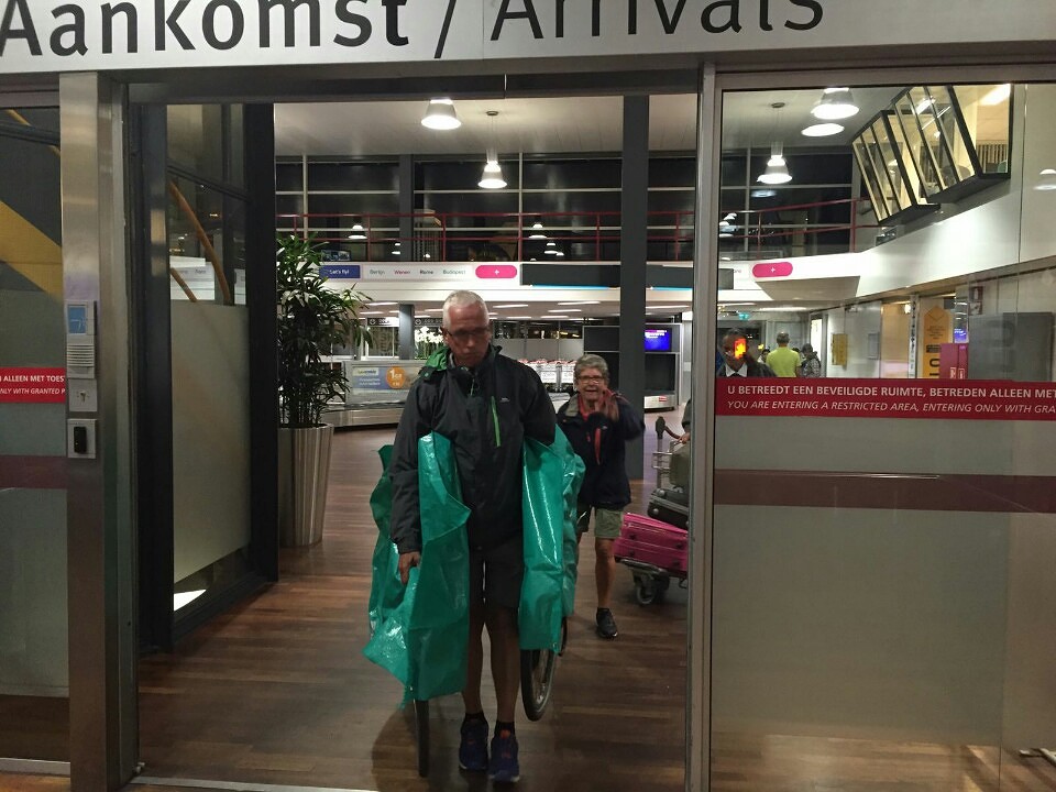 De thuiskomst in Rotterdam Airport