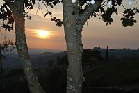 Zonsondergang vanuit de camper