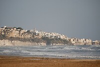 Zicht op Viesta vanaf het strand bij de camping