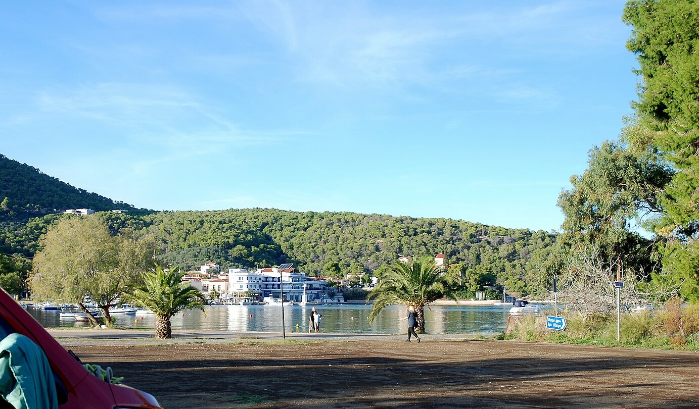 Kampeerplek aan de baai