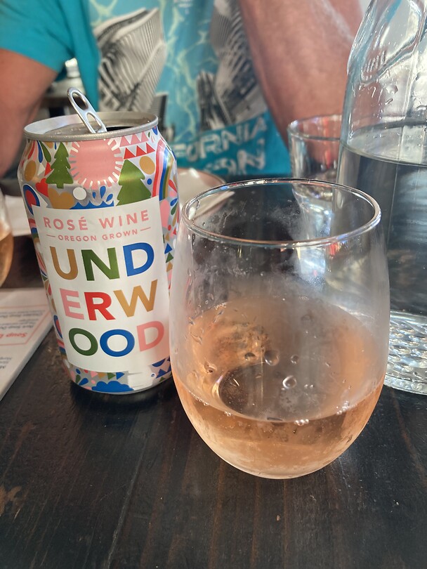Rosé in blik