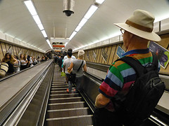 Ad in de diepe metro in Boedapest