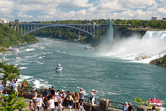 Rainbow bridge van Canada naar de VS
