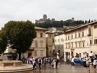Drukte in Assisi