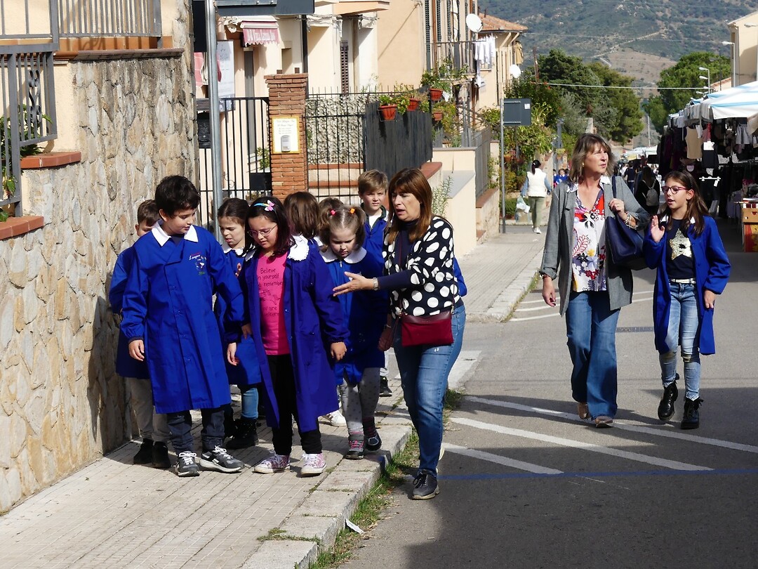 Kinderen in schooluniform