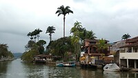 Paraty in de regen