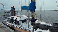 Guy en Mira met hun boot