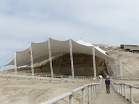 Overkapping museum piramide