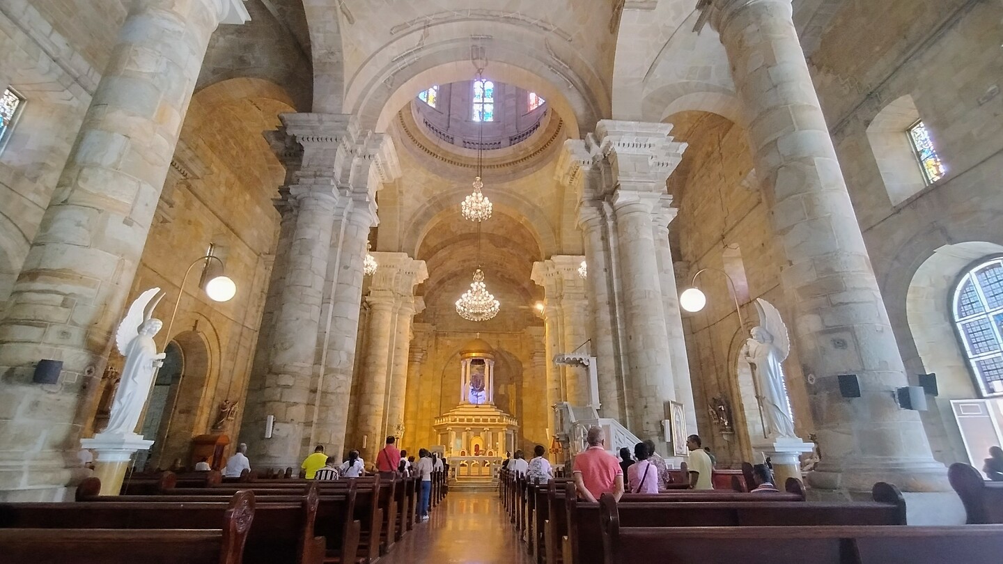 Interieur kerk Socorro