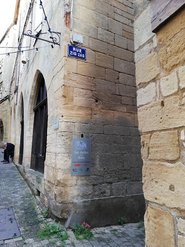 Gourdon