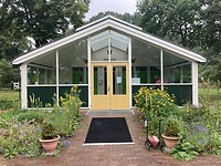 Toiletgebouw, sanitair en zo