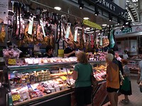 op de markt