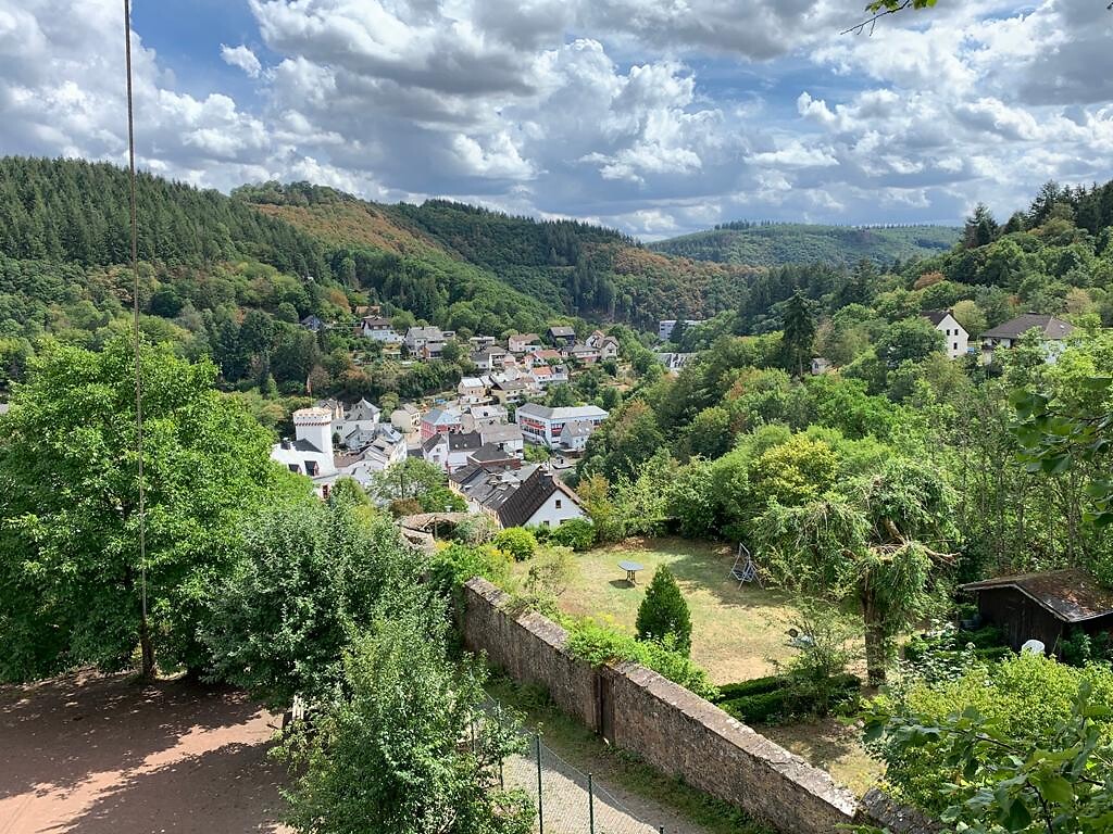 Uitzicht over Neuerburg