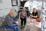 IJseten met Heinz en Ruth